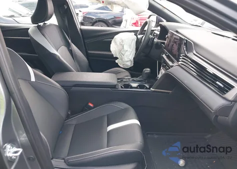 2025 Toyota Camry Xse/Xle/Le/Se z USA, uszkodzony, nr VIN 4T1DAACK4SU593225